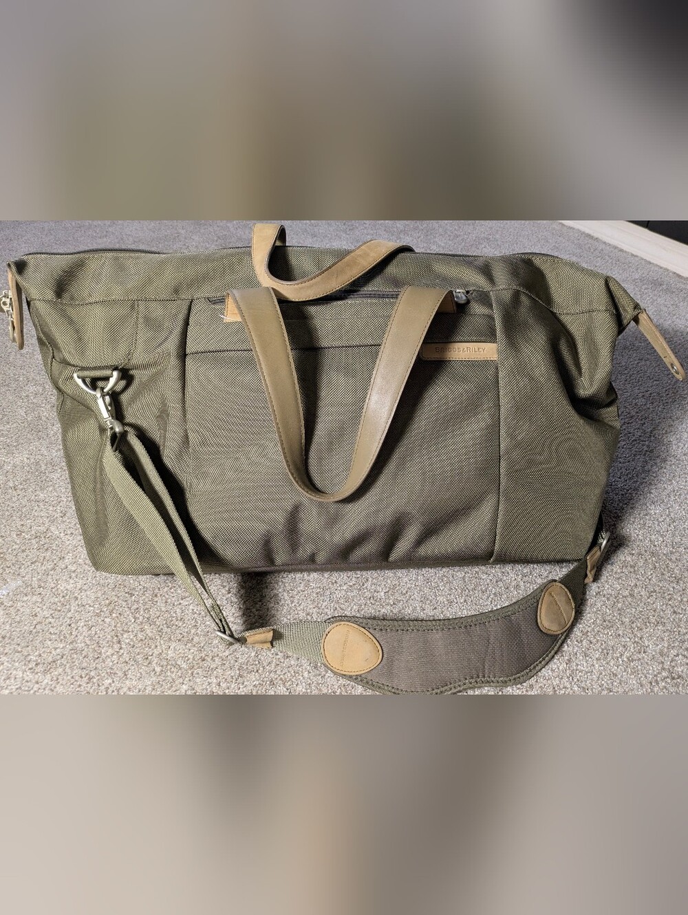 Briggs & Riley~# 256-7~Travelware Tote~Khaki~ 19.5 X 8.5 X 9”~Ballistic Nylon